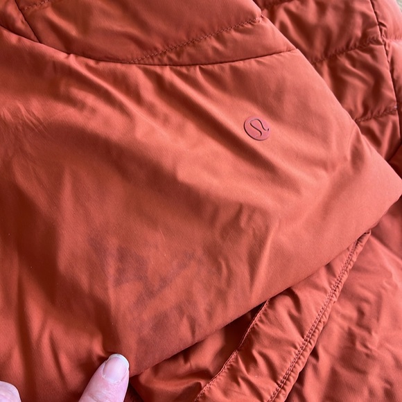 Lululemon canyon orange lightweight relaxed fit down vest size 6 - Picture 15 of 15